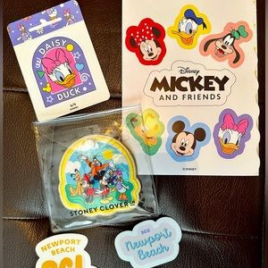 Stoney Clover Lane x Disney Mickey & Friends Pals Patch